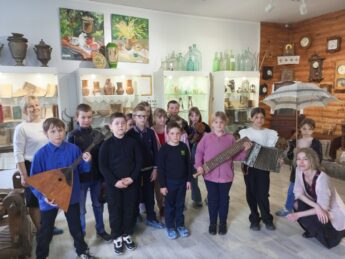 Бортсурманские ребятишки в Курмышском краеведческом музее
