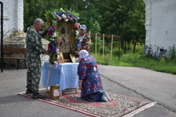 В Курмыш доставлена чудотворная икона Владимирской Оранской Божией Матери