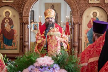 Архиерейская Литургия у мощей святого Алексия в день Памяти бортсурманского праведника